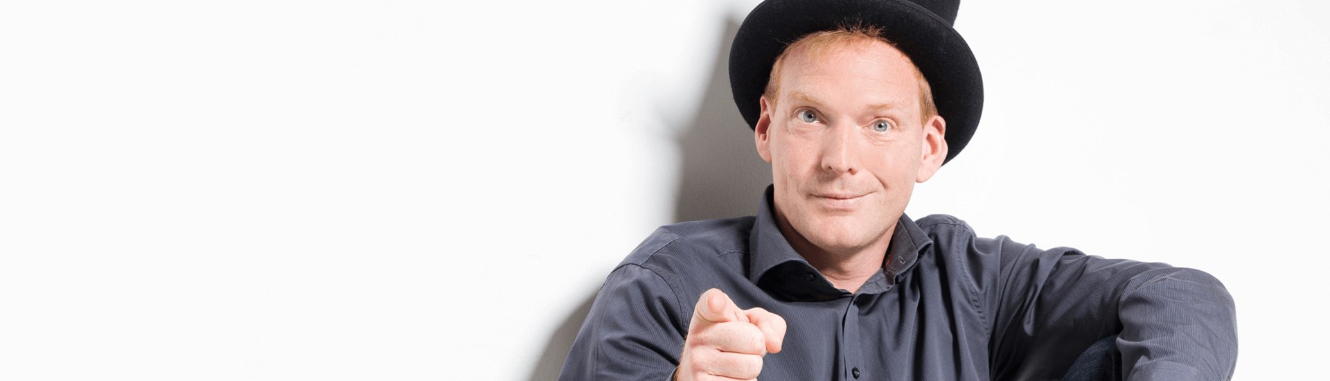 Finanz Kabarettist und Comedian buchen Bernd Waldeck